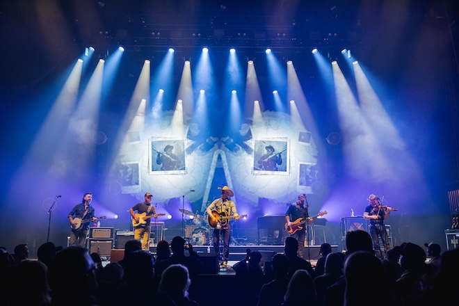 fb4d2f3a-78fd-42a3-b383-fa3ae4edfaa7